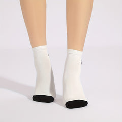 Heart Print Socks 2 Pairs Comfortable Mid Tube Stockings