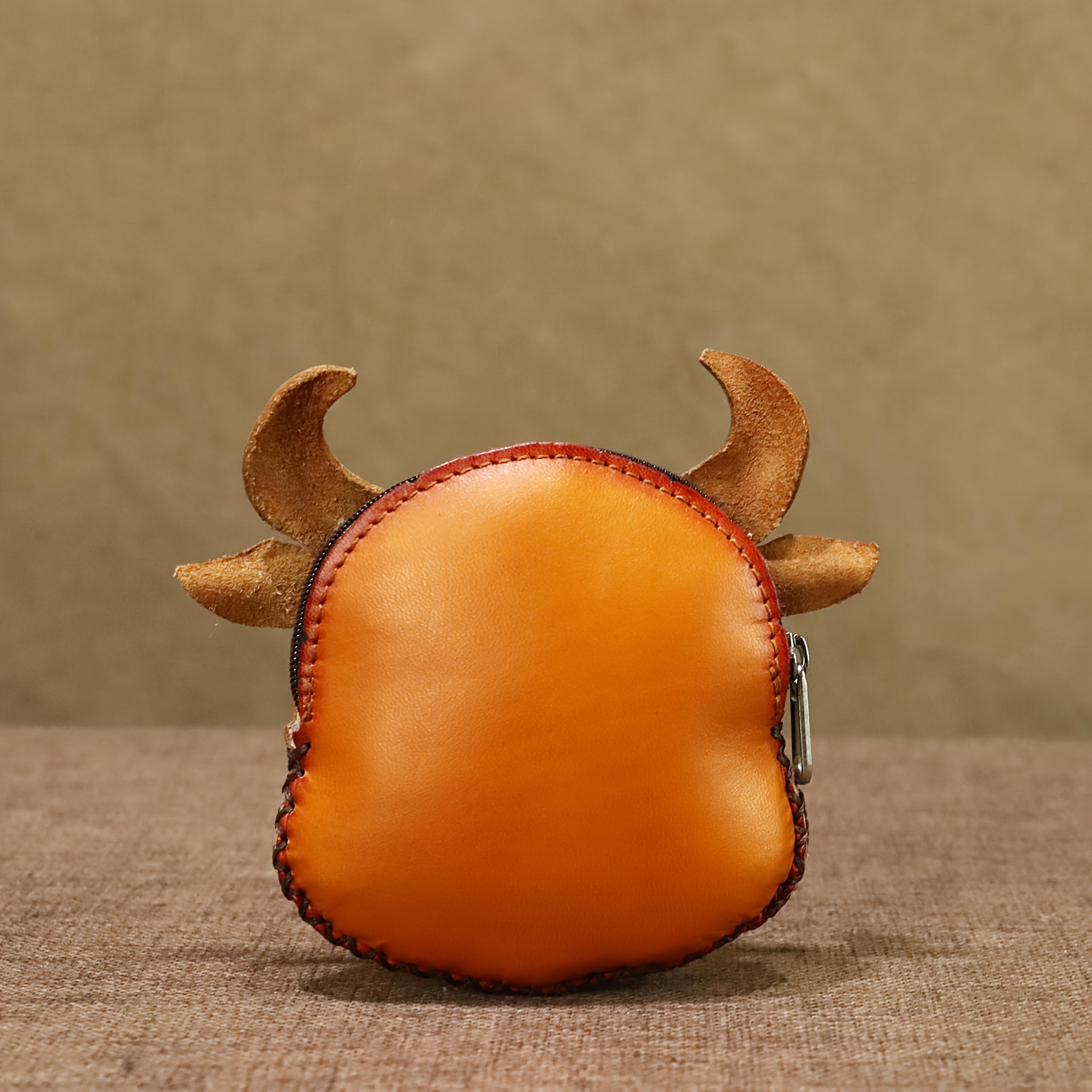 Retro Ox Head Purse with Wrist Strap Cartoon Wallet