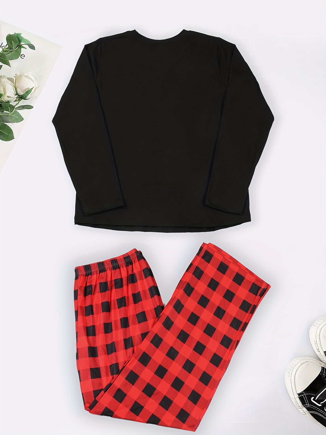 Christmas Pajama Set Women's Graphic Tee & Plaid Pants