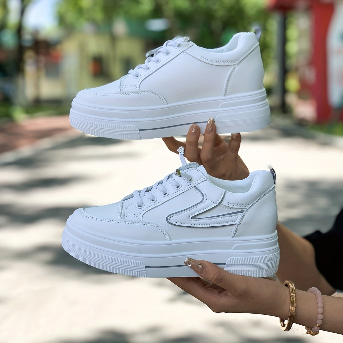 Women's Platform Skate Shoes Round Toe Low Top Slip On Sneakers