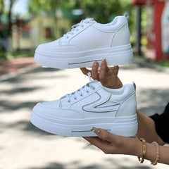 Women's Platform Skate Shoes Round Toe Low Top Slip On Sneakers