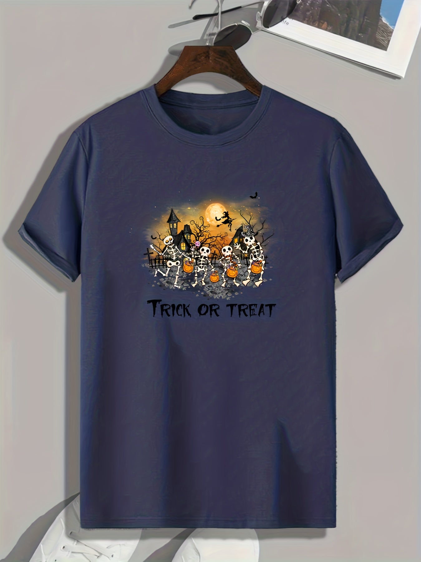 Skeletons 'Trick Or Treat' Halloween Print Men's Graphic T shirt