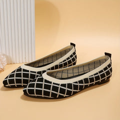 Women's Lightweight Breathable Flat Shoes Slip On Casual Walking Shoes