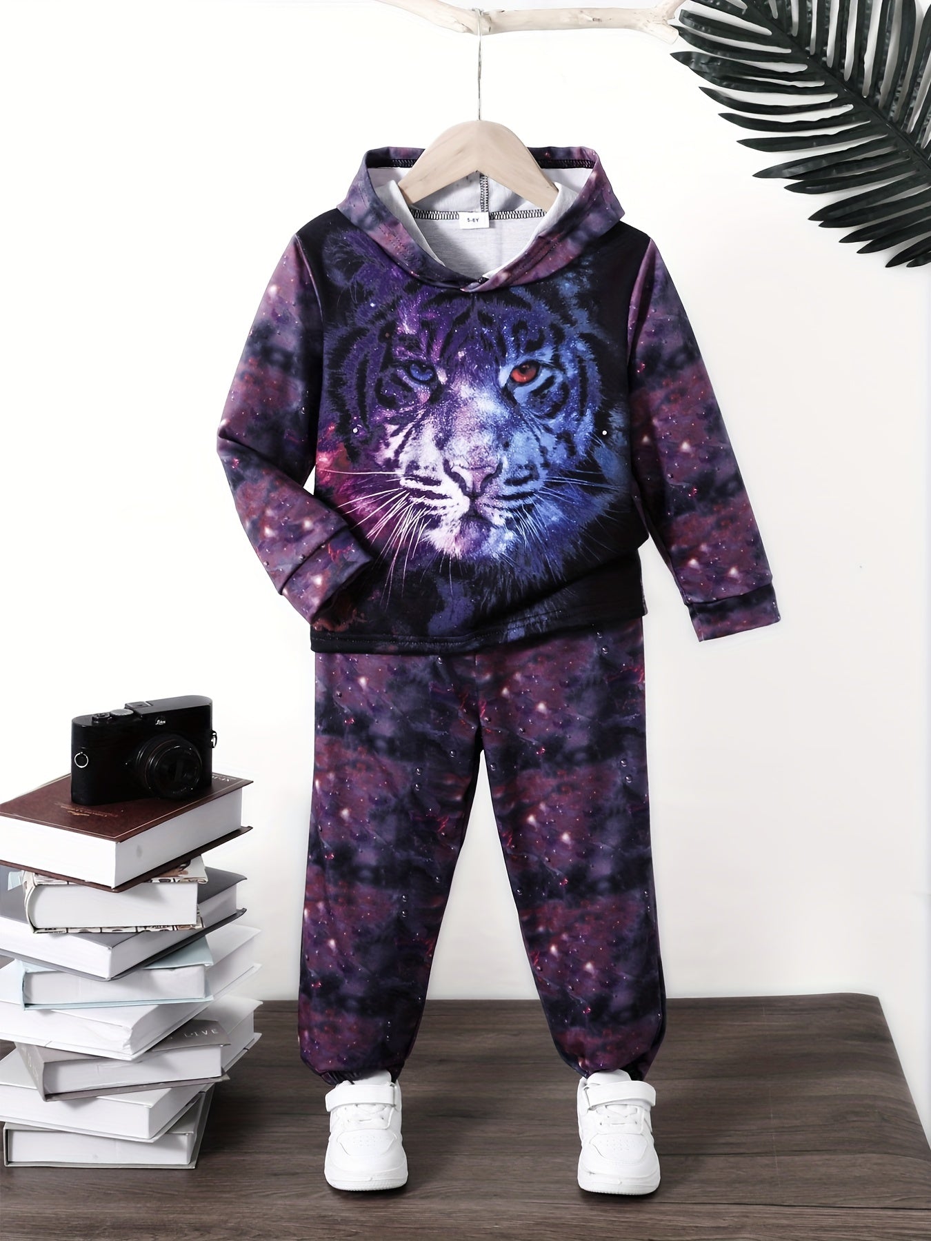 Boys' Galaxy Tiger Pattern Hooded Sweatshirt & Pants Set