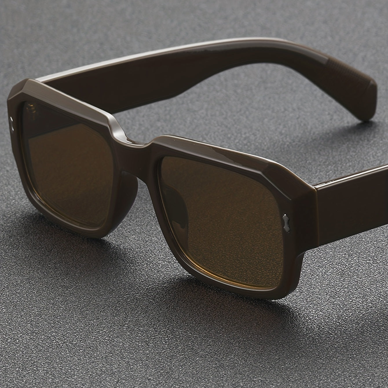Square Frame Sunglasses Rivet Decor UV400