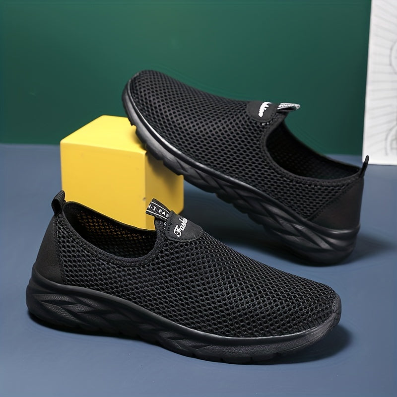 Men's Lightweight Mesh Slip-On Sneakers
