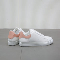 Women's Lace-Up Flat Skate Shoes Low Top Sneakers
