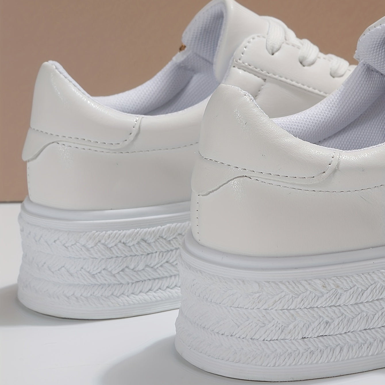 Women's Platform Skate Shoes Height Increasing Low Top Sneakers