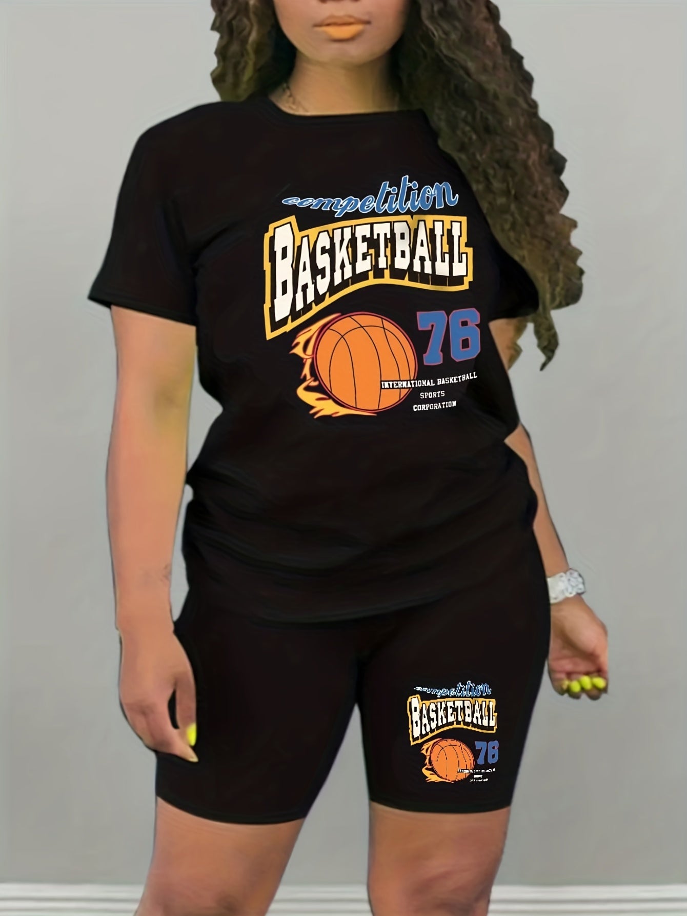 2pcs Basketball Graphic Crew Neck Sports Set
