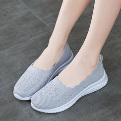 Women's Slip On Breathable Shoes Comfortable Plain Toe Solid Shoes