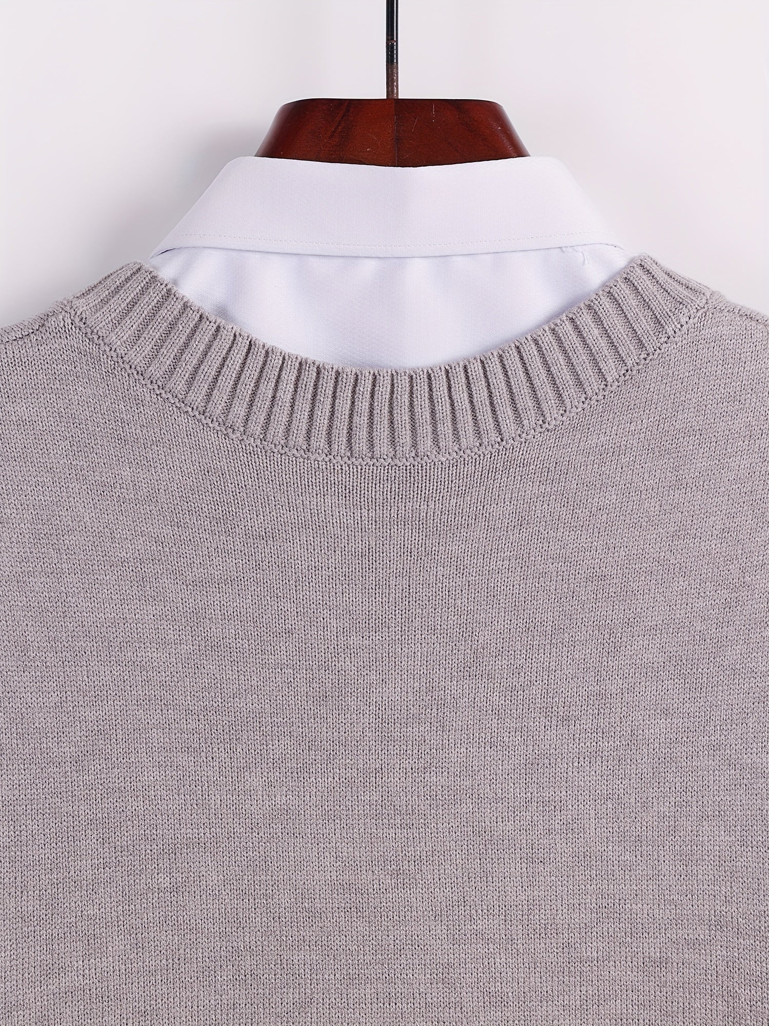 Men's V Neck Knitted Sweater Vest for Autumn Winter
