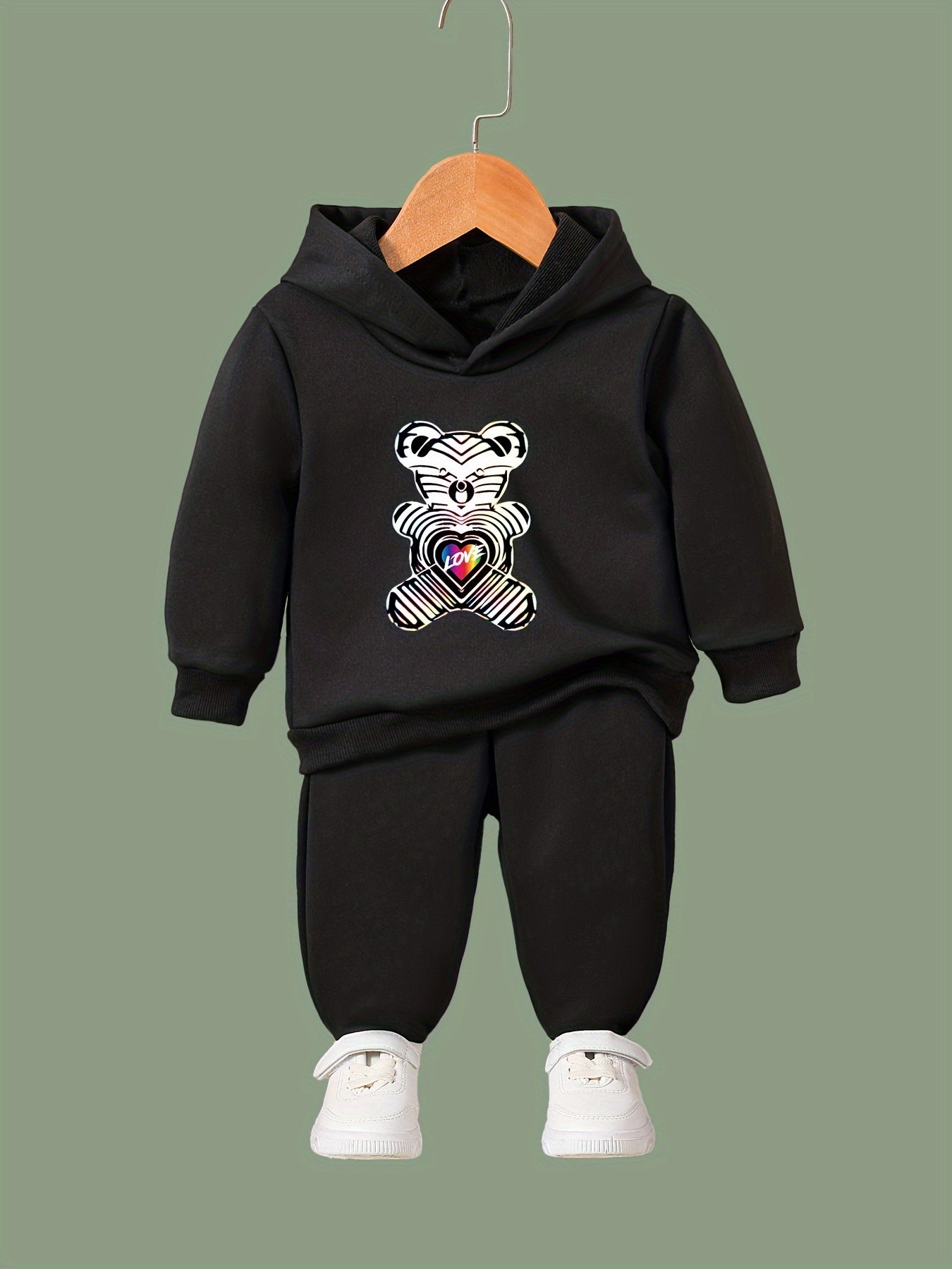 Cartoon Love Bear Print Hooded Pullover Pants Set For Sports