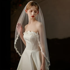 Romantic Floral Embroidery Veil with Comb for Bride