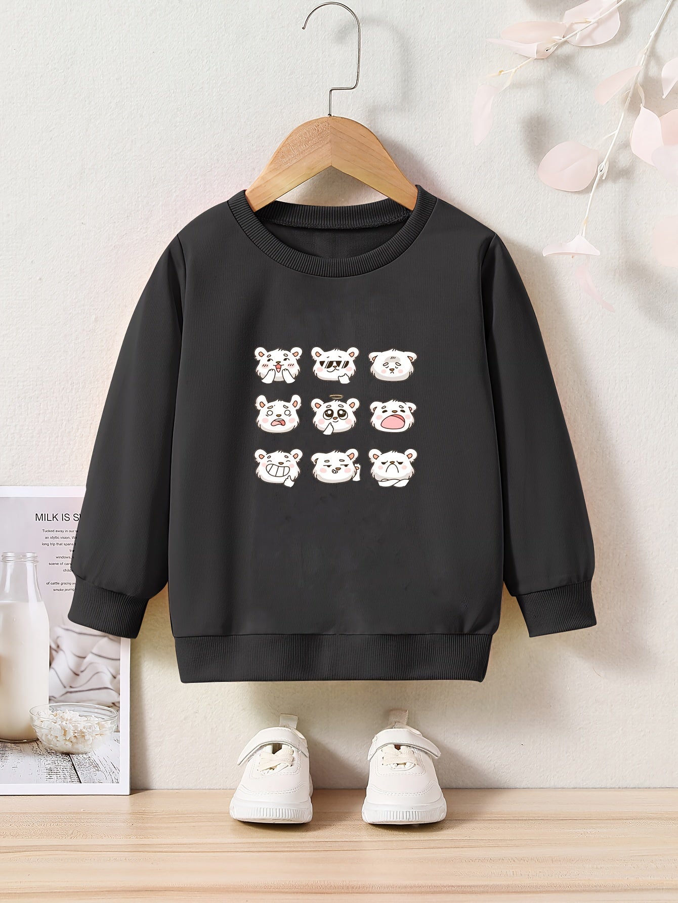 Cute Cartoon Bear Graphic Sweatshirt for Kids - Christmas Gift
