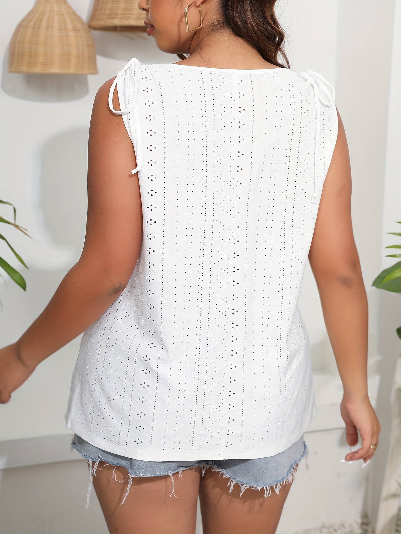 Casual Tank Top Women's Plus Solid Eyelet Embroidered Button Decor