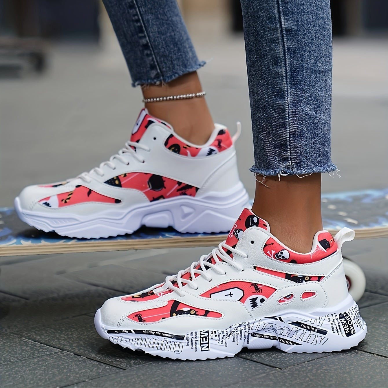 Graffiti Graphic Chunky Sneakers Soft Sole Lightweight Running Shoes