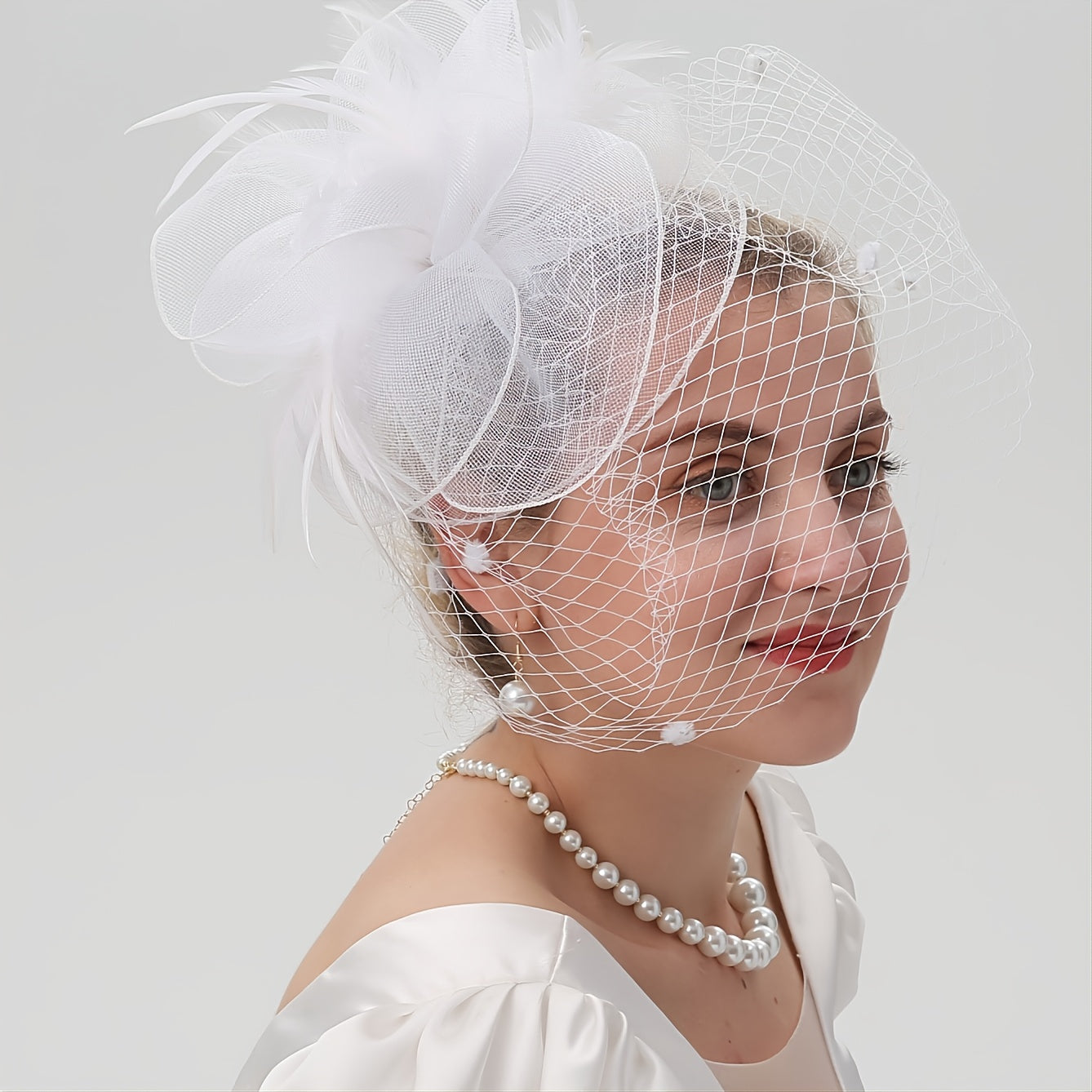 Ivory Bridal Feathers Fascinator