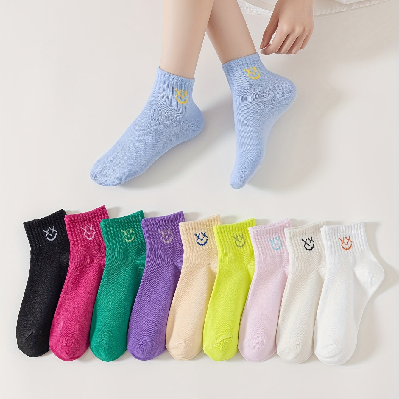10 Pairs Smiling Print Crew Short Socks Women's Stockings Hosiery