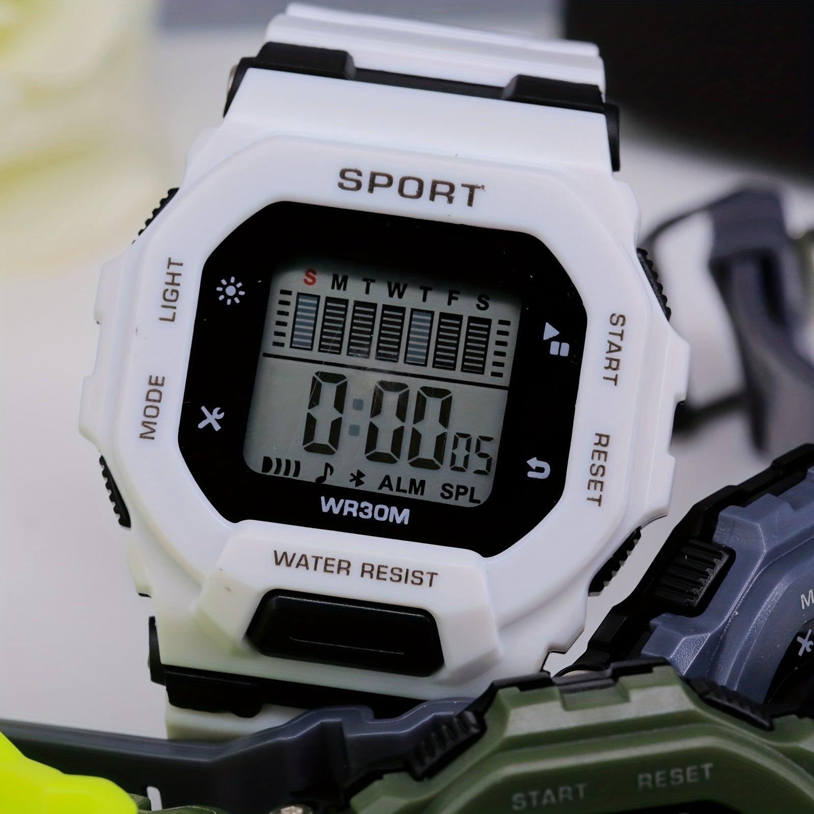 Stylish Waterproof Night Light Watch for Sports Timing