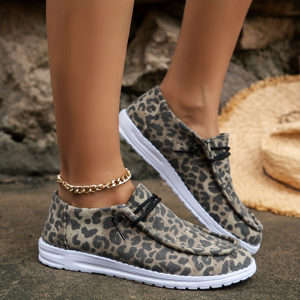Leopard Print Canvas Lace Up Flat Shoes Lightweight Round Toe