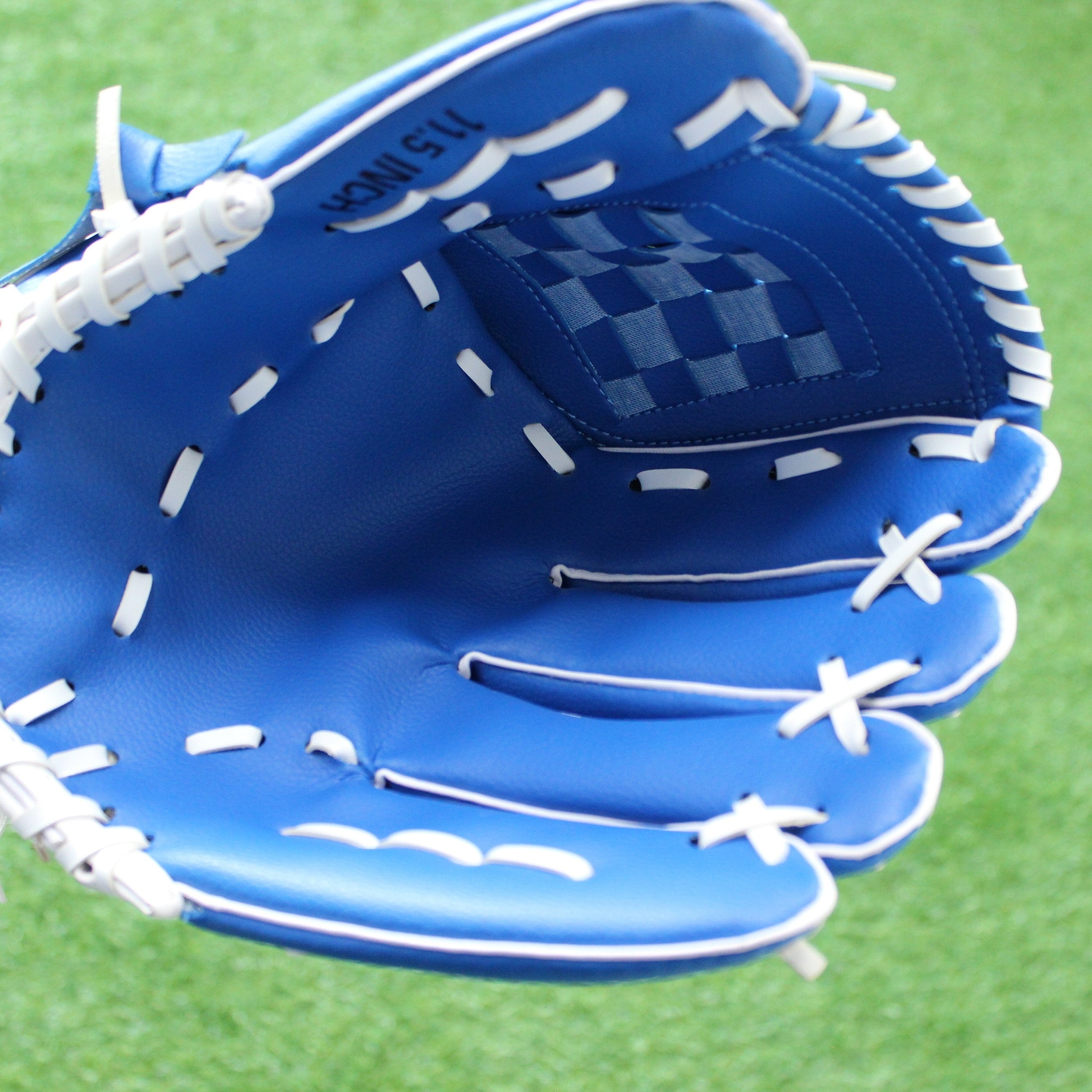 Baseball and Softball Gloves for Adults and Juniors - Enhanced Grip and Comfort