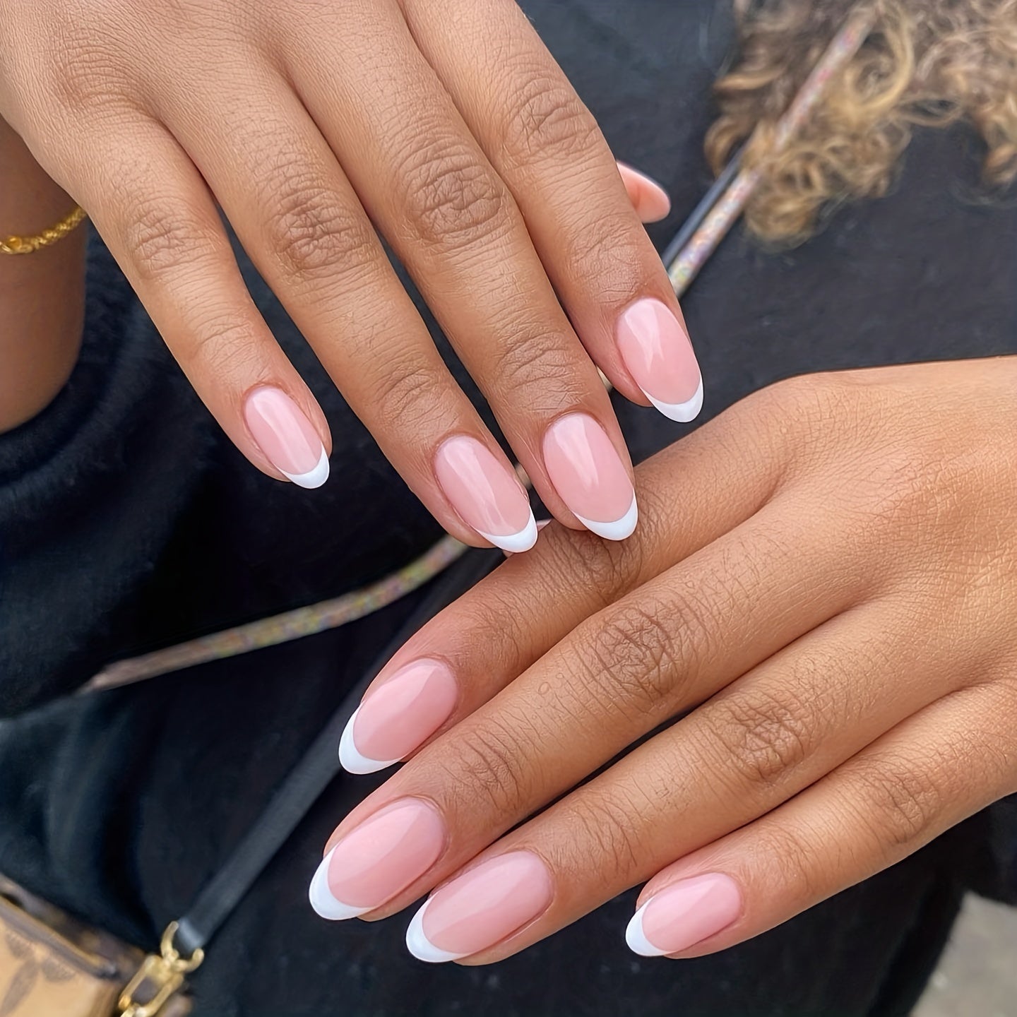 24pcs Glossy Pink French Tip Press On Nails Short Full Cover Almond False Nails
