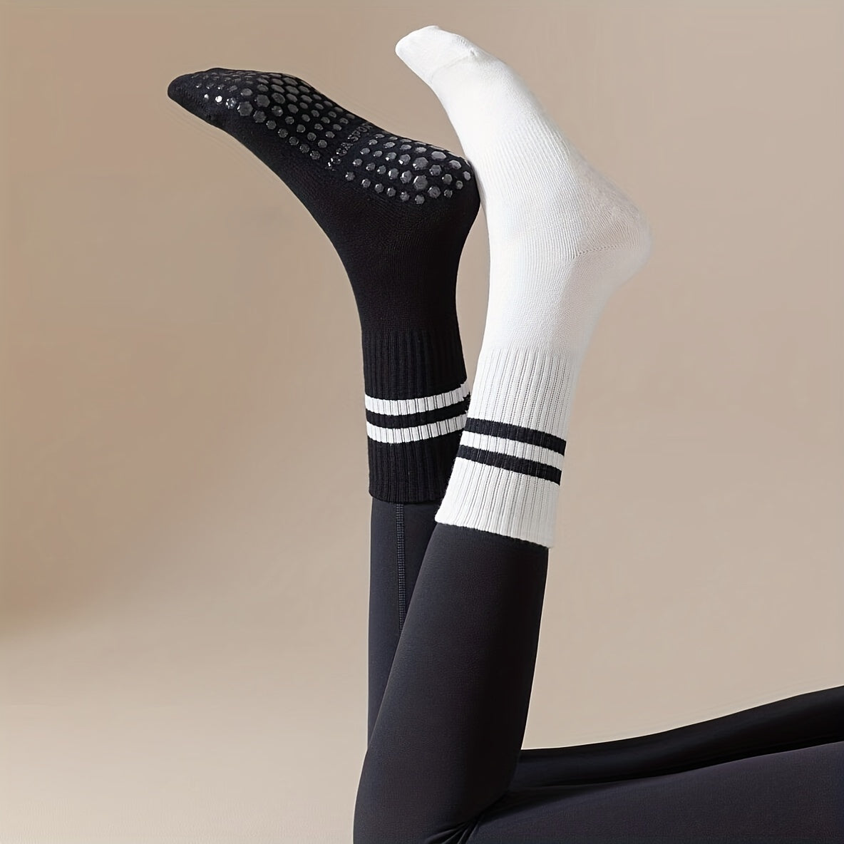 Non slip Yoga Socks With Grips For Fitness Pilates Ballet