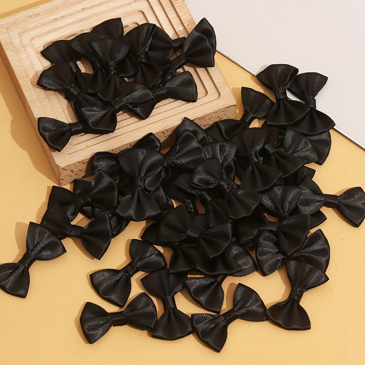 30pcs Flat Knot Bows Clothing Shoe Sock Accessories Gift Basket Decor