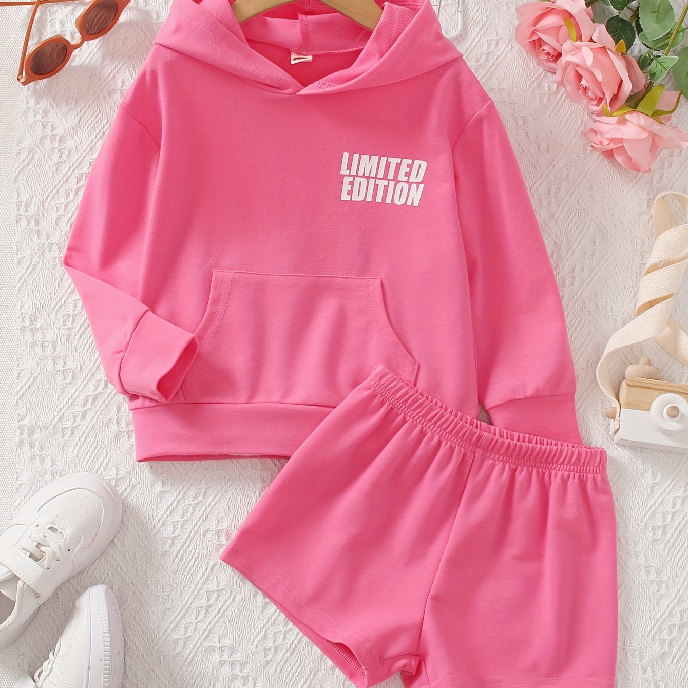 Girl's 2pcs Pocket Front Hoodie & Shorts Set EDITION Print Casual Outfits