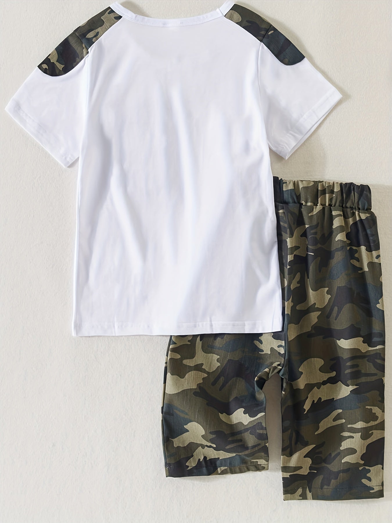 2pcs Boys Camo Pocket Tee & Shorts Sets Summer Outfits