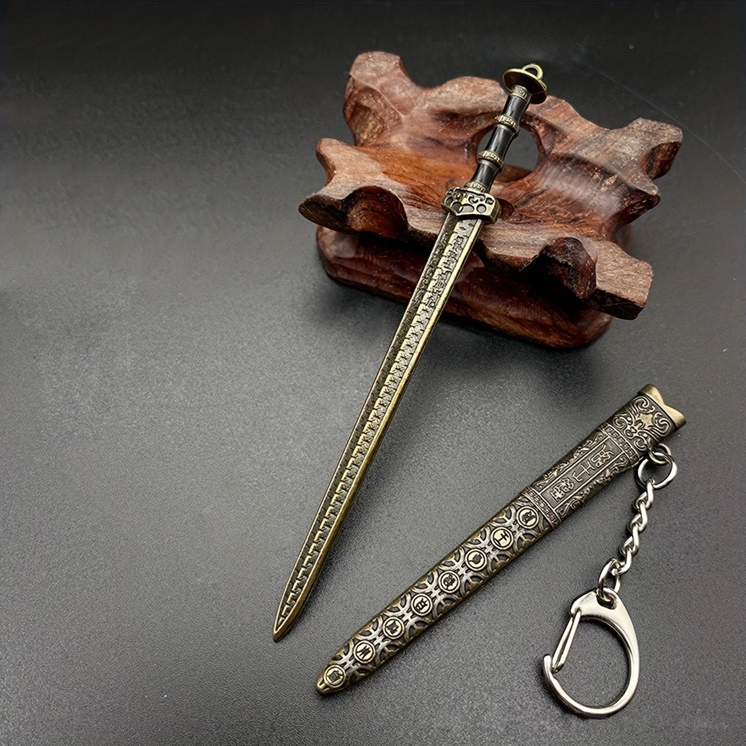 Mini Sword Shape Pendant Keychain Weapon Model with Sheath Toy Pendant