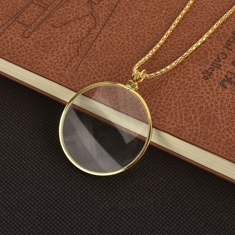 Stylish Hanging Magnifier Necklace for Reading, Gifting