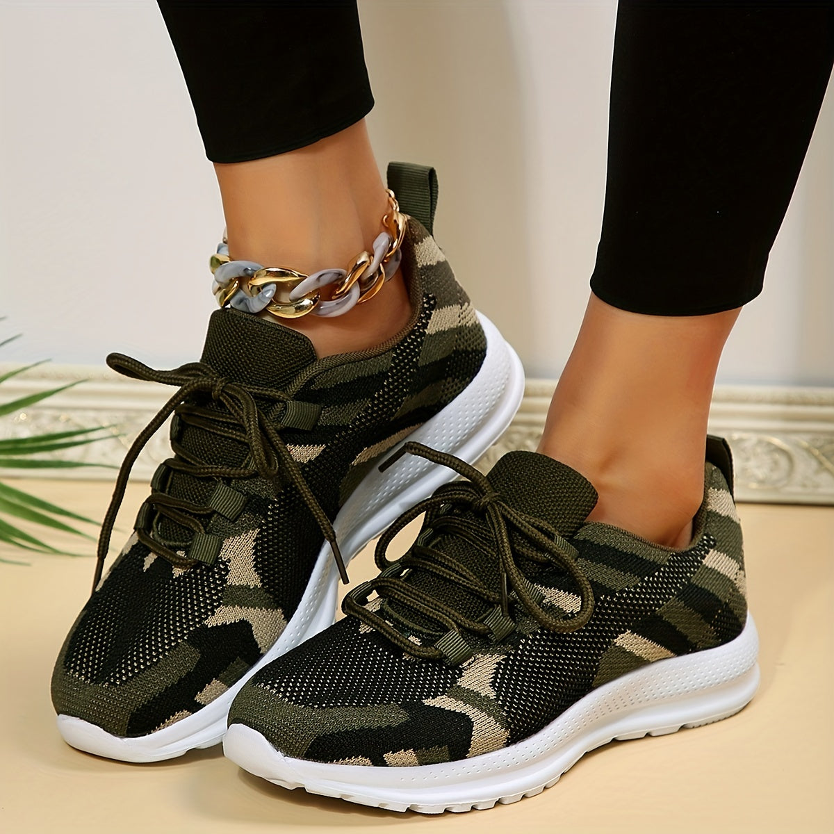 Camouflage Mesh Breathable Lace up Running Shoes For Women