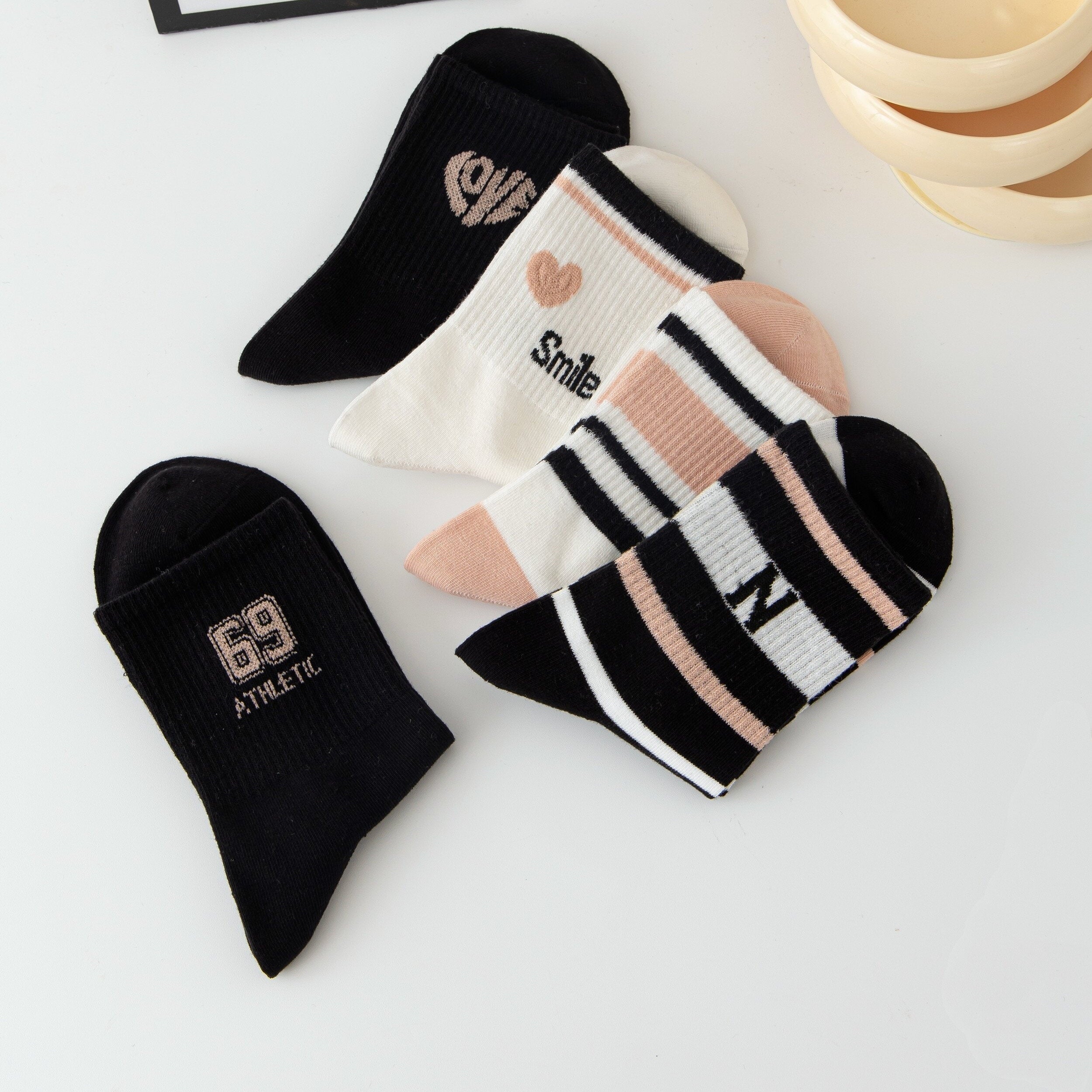 5 Pairs Striped & Heart Print Socks, Comfy Mid Tube Stockings