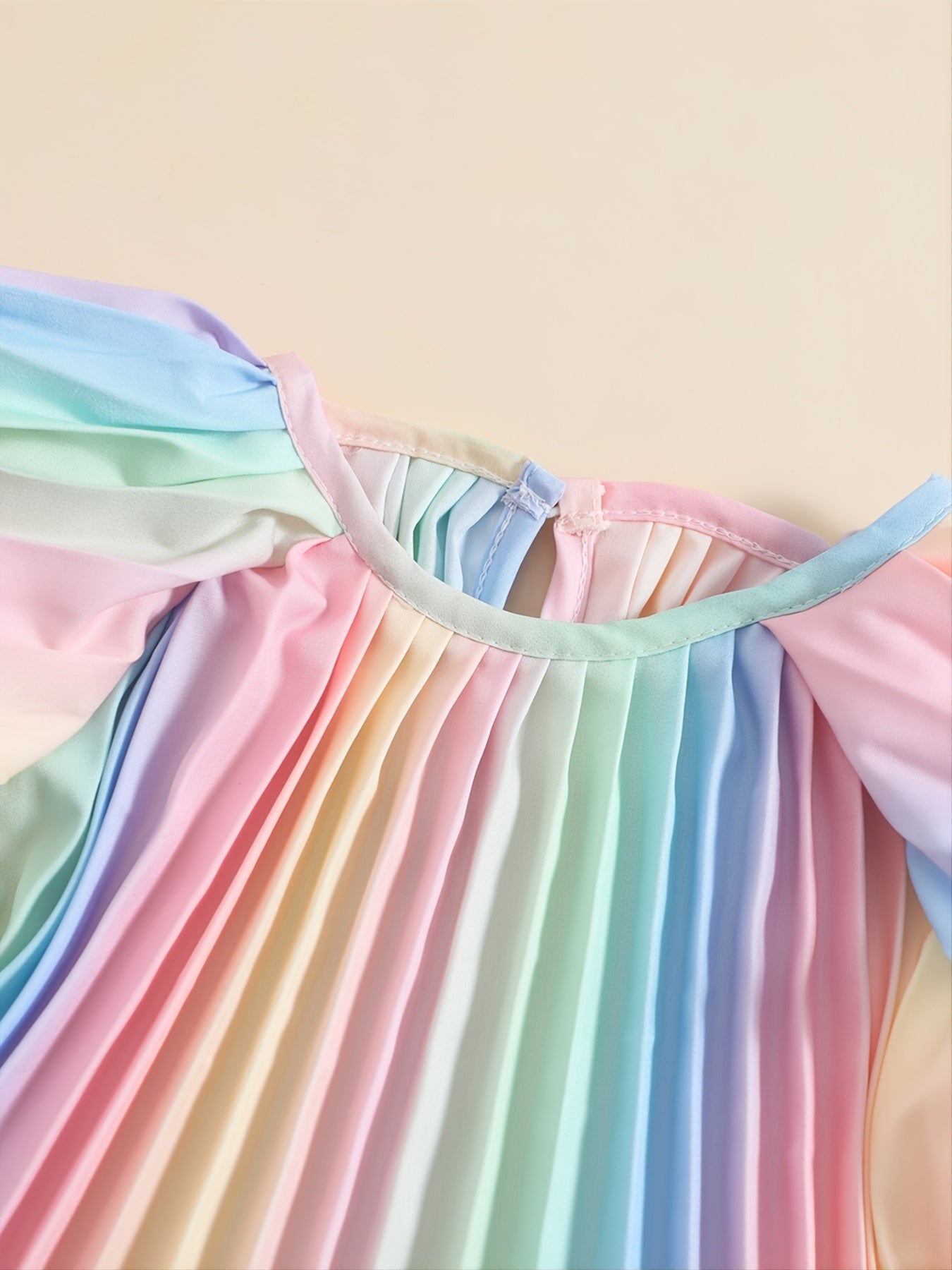 Girls Small Flying Sleeve Gradient Colorful Pleated Dress