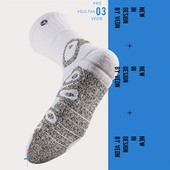 Outdoor Breathable Mid-calf Sports Socks For Men