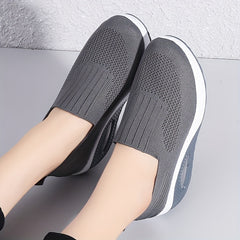 Breathable Slip-on Air Cushion Sneakers for Women
