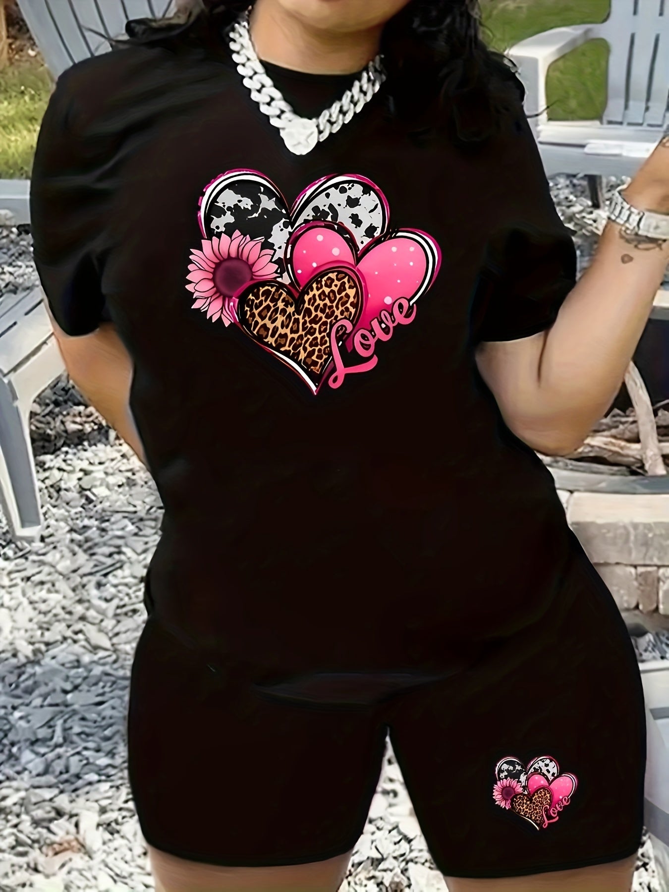 Graphic Print Tee & Biker Shorts Set