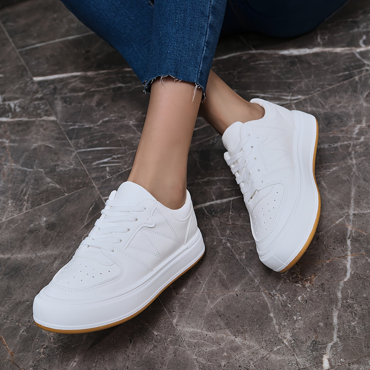 Women's Low Top Flat Shoes Comfortable Casual Travel Sport Shoes
