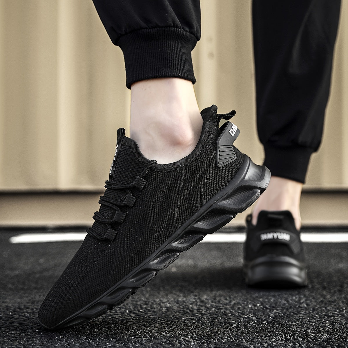 Men's Lace Up Running Sneakers Breathable Comfortable Casual Shoes