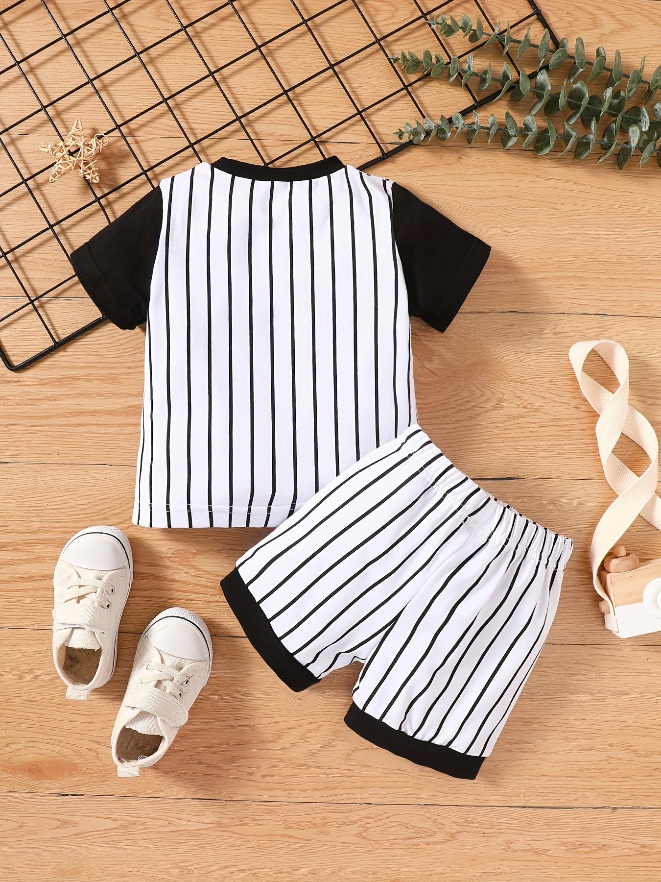 2pcs Boys Lucky Baby Number 167 Striped T-shirt & Shorts Set