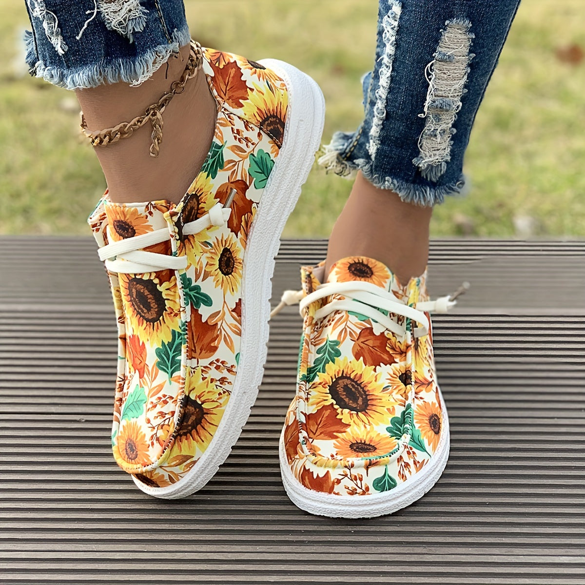 Women's Sunflower Slip on Canvas Shoes Lightweight Walking Shoes