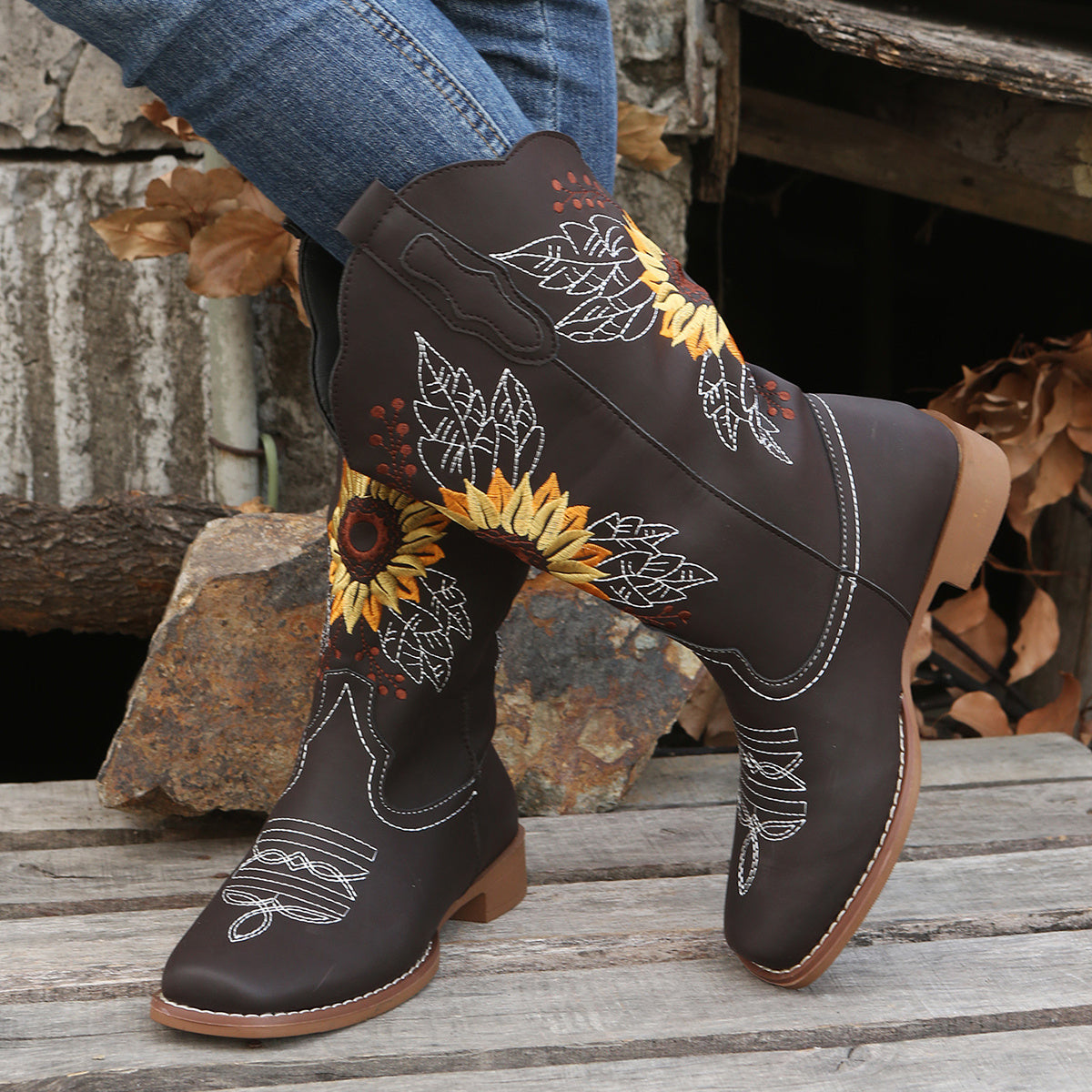 Women's Embroidered Mid Calf Western Boots Faux Leather Boots