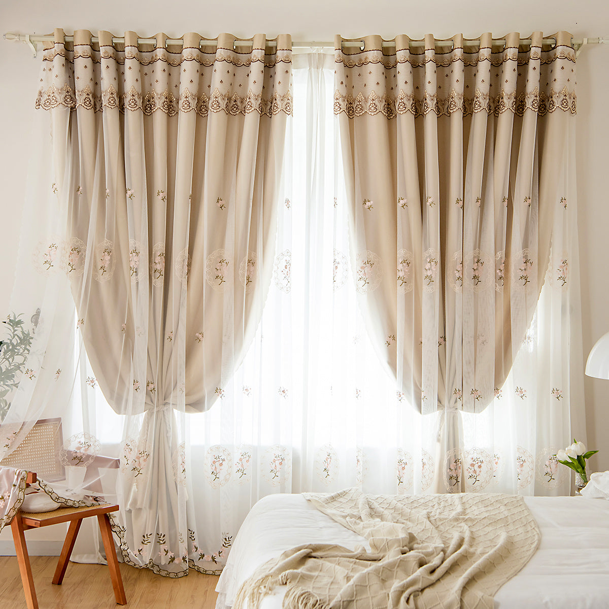 Blackout Rose Flower Pattern Tulle Curtain with Lace Embroidery