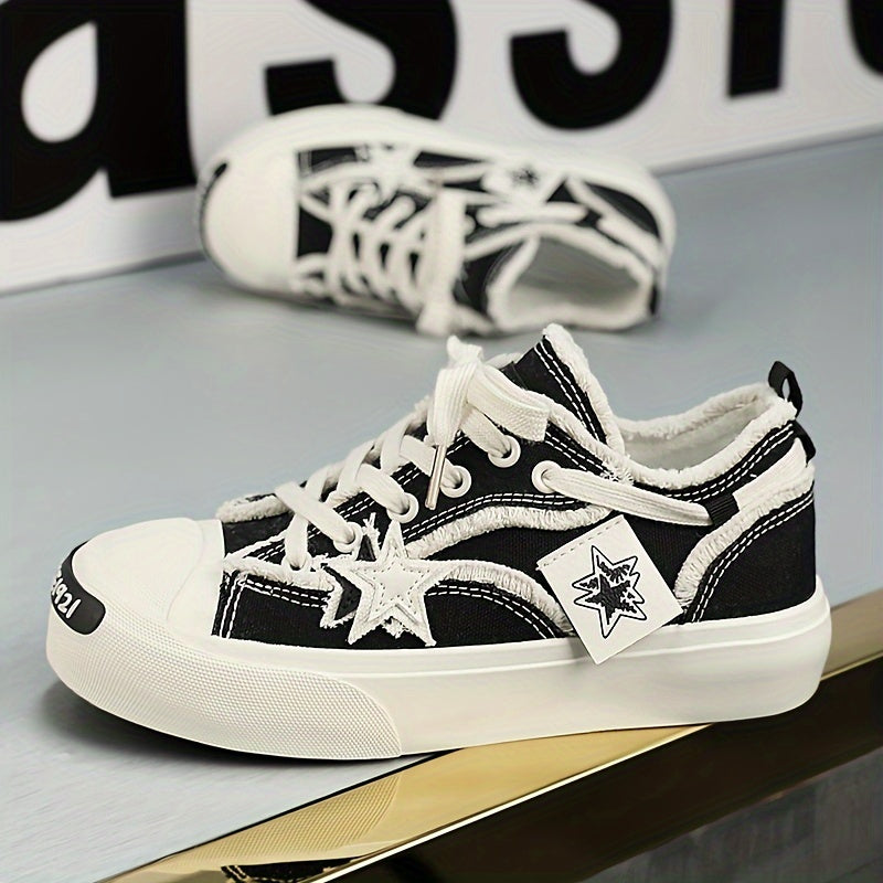 Women's Star Patched Platform Skate Shoes