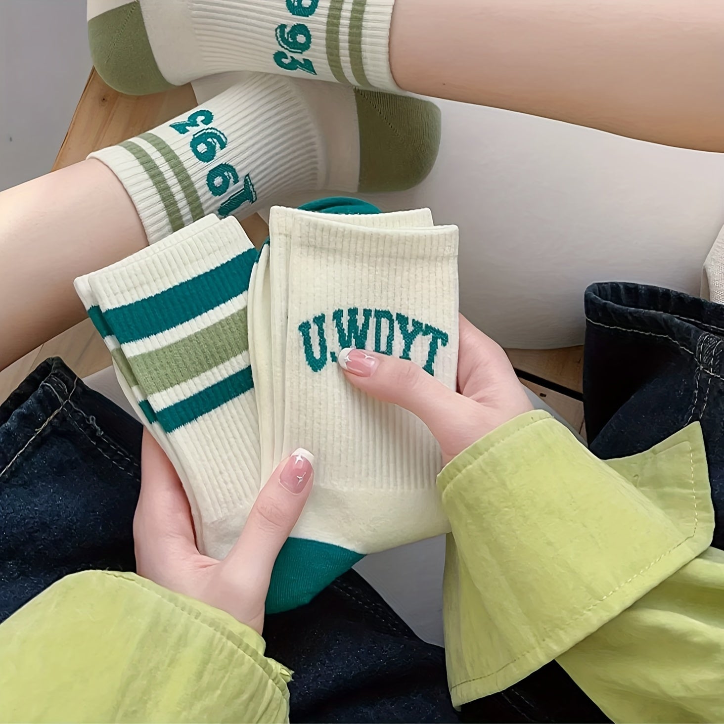 5 Pairs Letter & Striped Print Socks Comfy Sports Socks Women's St