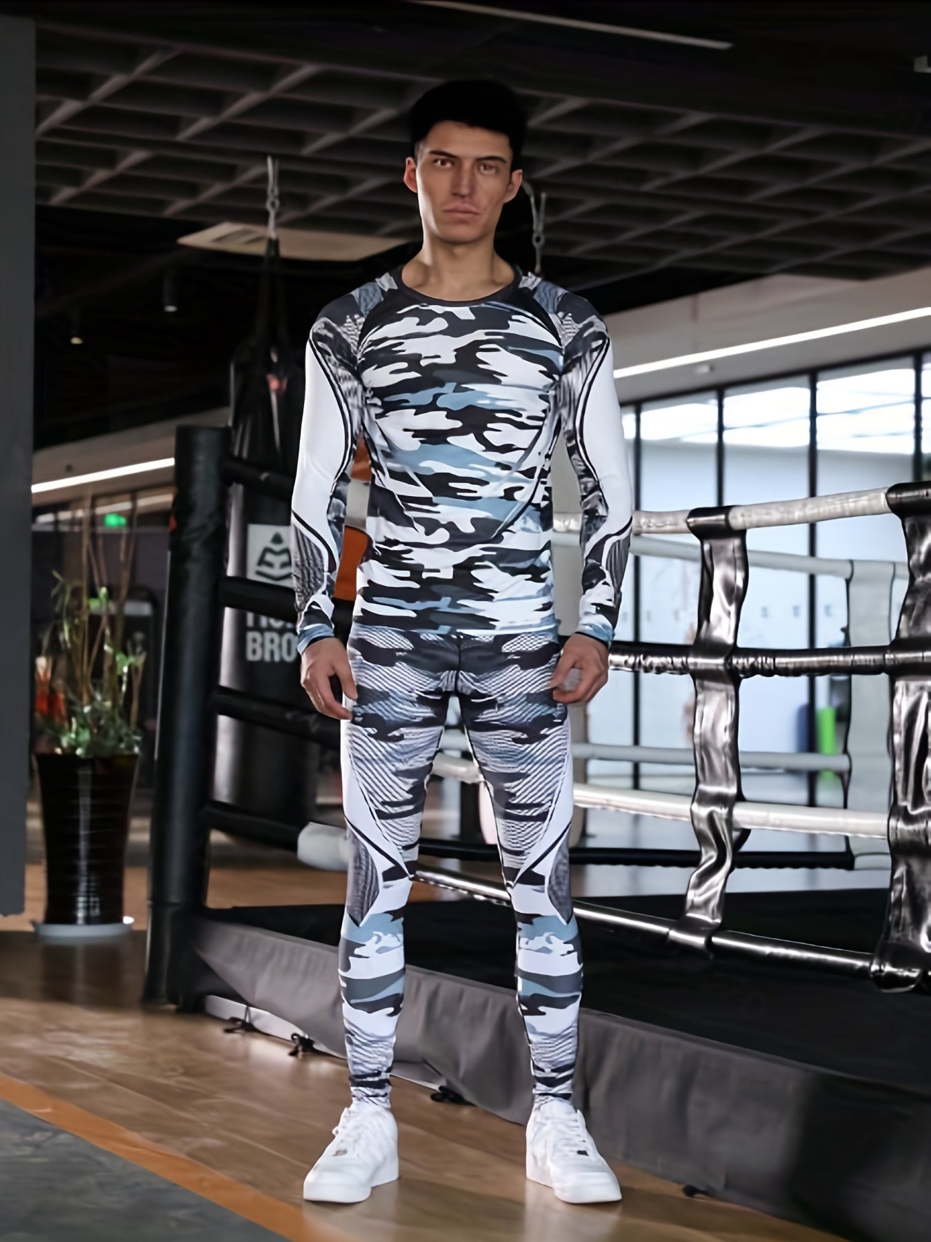 2pcs Men's Camo Sweatshirt & Leggings - Quick Dry & High Stretch