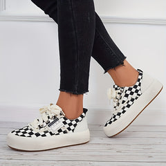 Women's Plaid Pattern Skate Shoes Lace Up Platform Sneakers