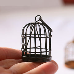 Rustic Iron Birdcage Decoration for Garden and Courtyard