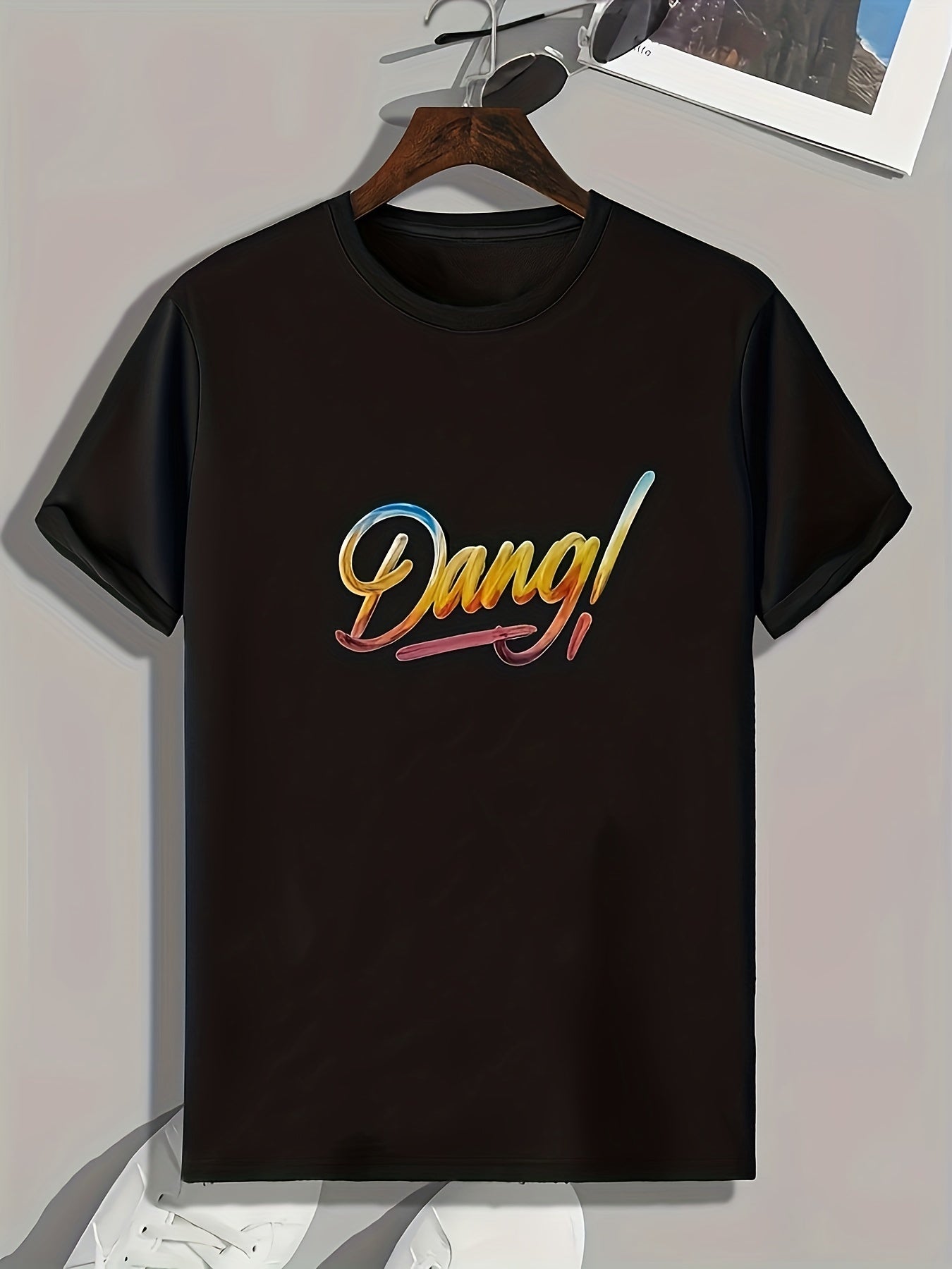 Dang Men's Graphic T-shirt for Summer